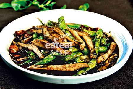 墨汁芸豆烧墨鱼