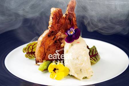 烟熏新西兰小羊肋配法香土豆泥