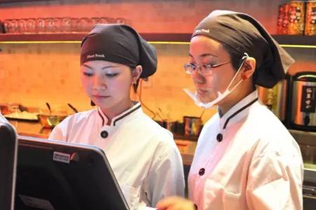 方法：退菜、菜品不新鲜……五大投诉，有经验的餐饮店长都这样搞定！