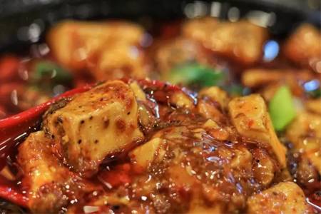 方法：全国火锅店有40万家，要如何抓住消费主力实现盈利？