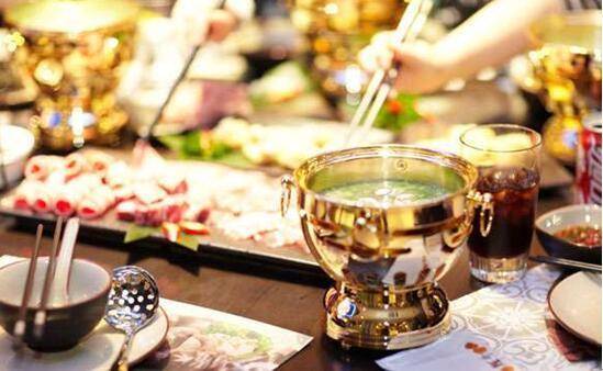 小辉哥火锅正在用新餐饮解密年轻密码