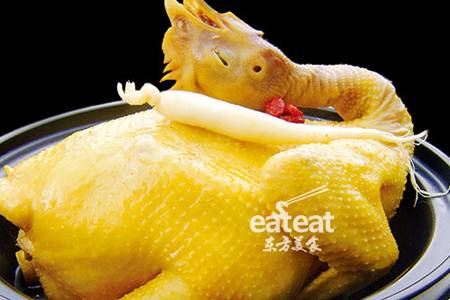 招牌干蒸鸡：先蒸后烤！