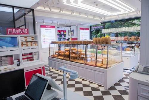 味多美试水无人智慧面包坊，主打“无人自助式”服务