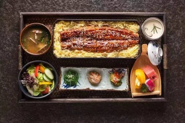 半快餐”模式做日料，人均75元，品牌被估值5000万人民币