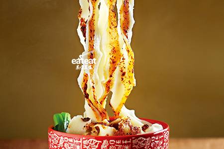 油泼面：辣椒选料讲究！