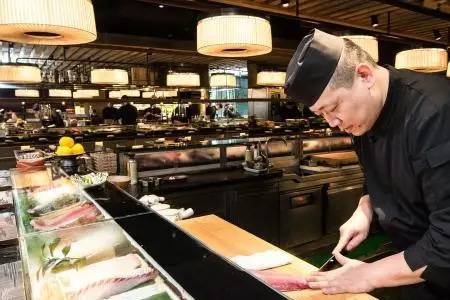 方法：月赚10万的小生意怎么找？倒闭2家店，得出这6条标准