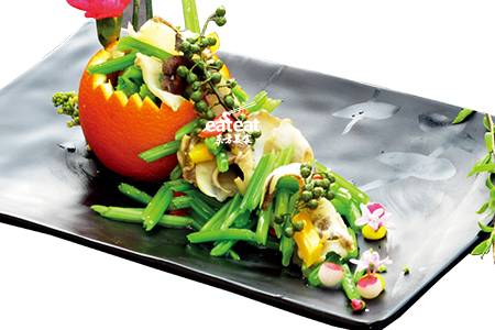 椒麻脆芹配螺片