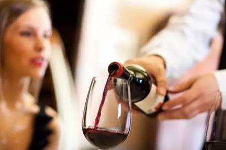 工具：餐厅重中之重是巡台！还有规范巡台制度！