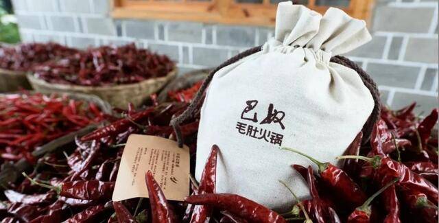 海底捞、太二酸菜鱼，价值千万的餐饮品牌名都有哪些套路？