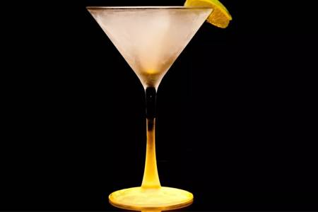 方法：海底捞上市，身价600亿的张勇用人潜规则：谈钱，才是对员工最好的尊重