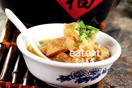 山泉水清炖牛腩