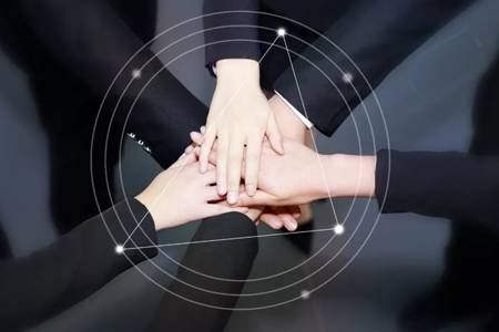 方法：海底捞明年门店将达1000家，巴奴咋办？