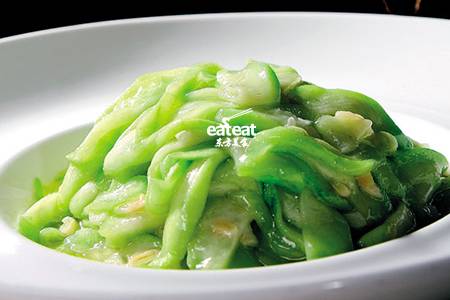 如何炒丝瓜不变色？