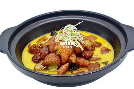 农家脆皮猪脚：先炸再炒 慢炖入味！