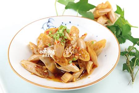 自制拌藕汁炝鲜藕尖