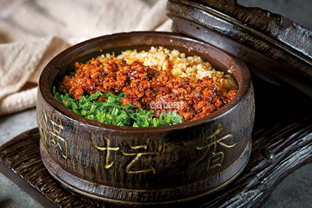 三味茄子：一道小菜三重风味！