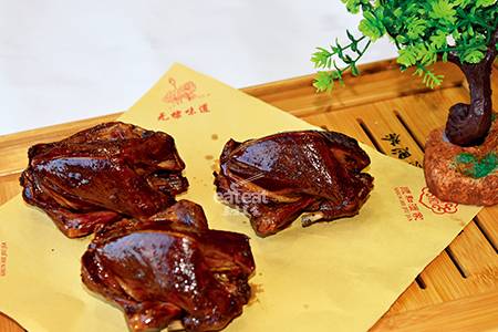 锡纸烤乳鸽：两次烘烤