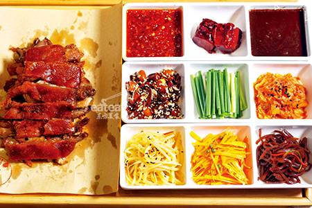 酥式烤肘 （60份量）：日销300份呢！