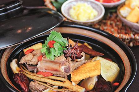 马来西亚肉骨茶