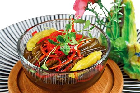 捞拌海笋丝：泡发4小时