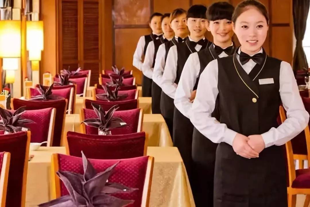 年前餐厅忙，老板需要做好这件事！