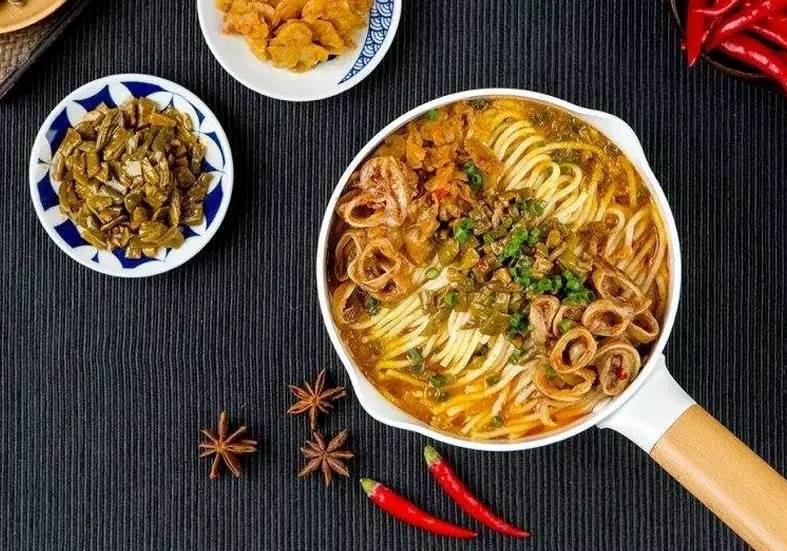 卧底服务员、潜伏后厨……我成功让60平小店日入过万