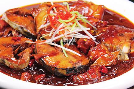 鲅鱼红烧肉焖粉