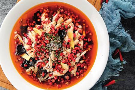 合味三椒蛙：藿香增加风味