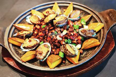 石板焗金瓜鲜鲍