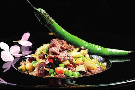 烧椒牛肉：急火快炒