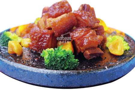 板栗红烧肉（三焯五花肉肥而不腻）