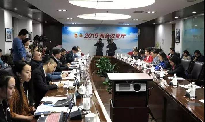 “从食安到食学”,是时候认真的对待食事了