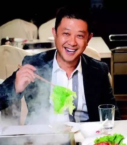 身价565亿！海底捞张勇三次创业失败，成功逆袭的故事