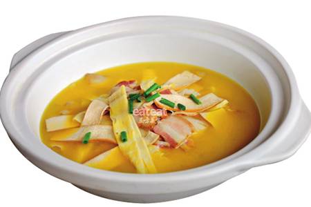 腊干子熊猫笋炖风吹肉