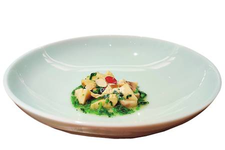 荠菜蘑菇烧春笋