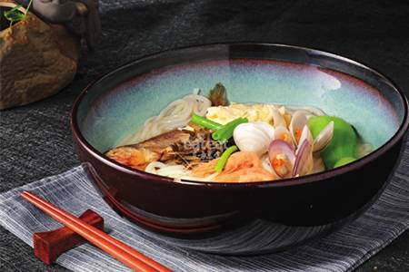 黄鱼鲜虾海鲜粉