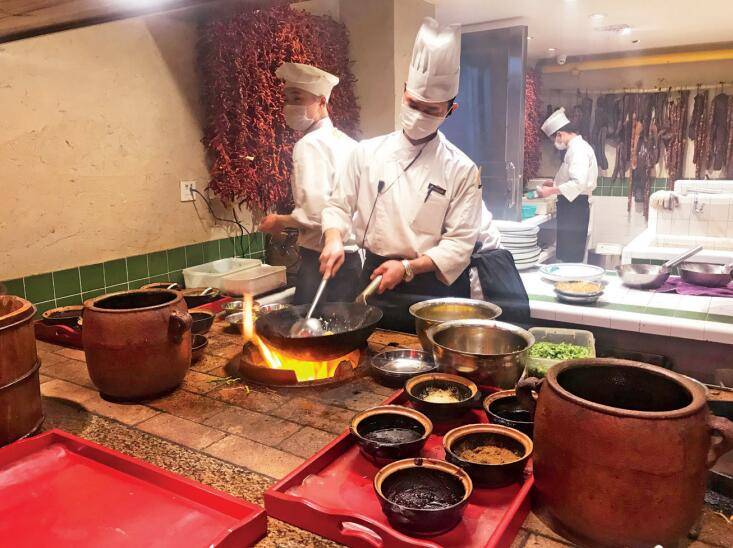 营销7大法！卖火1道菜