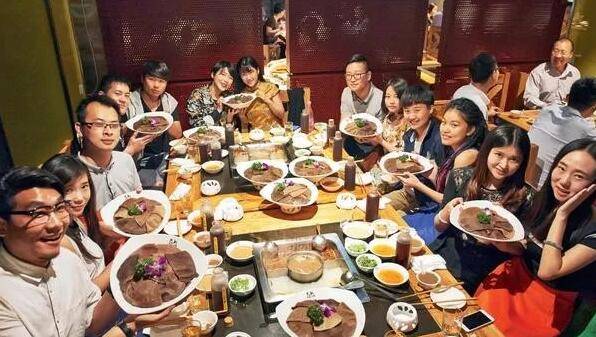 方法：爆款策略打造高端火锅