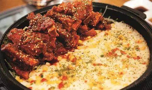 打造爆品有公式，一个基础，四个要点