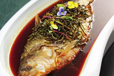 特色葱香鲥鱼
