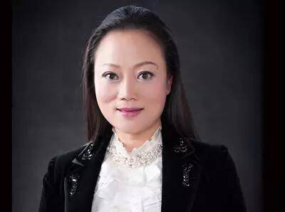 70人献礼70年 丨严琦：有担当有情怀，打造餐企航母