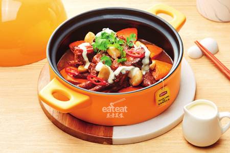 奶盖红茶焖金指牛腩