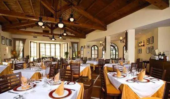 餐厅装修如何才能少花冤枉钱呢？