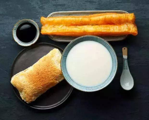 一根油条卖8元，做餐饮单靠品牌价值能否长久？