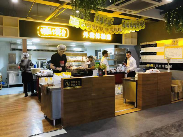 直营店越开越多的“痴馍”餐饮连锁