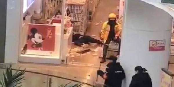 突发：一外卖小哥持刀捅人致死