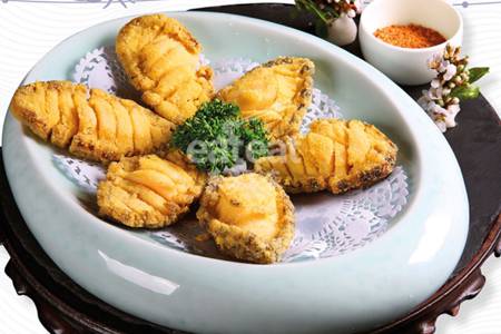 炸小米面活鲍鱼