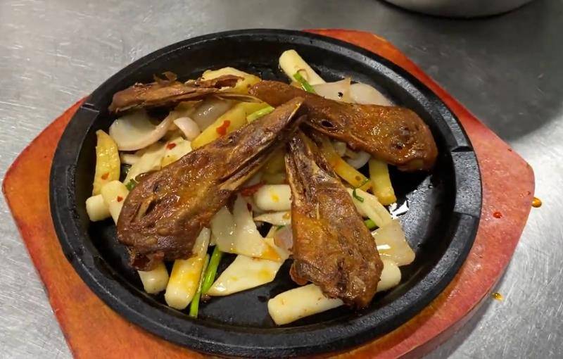 麻辣鸭头