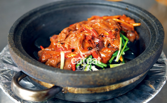 爆款菜｜​石烹猪肝