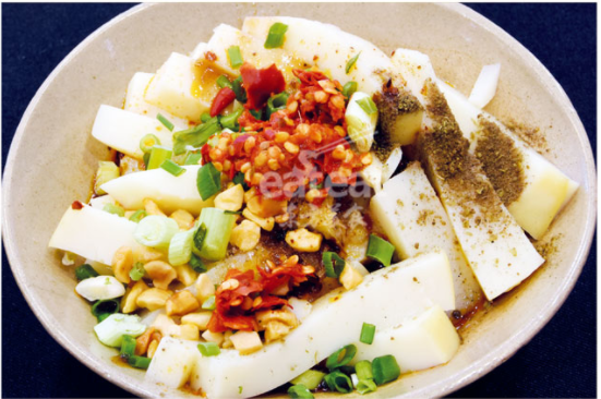 爆款小吃｜​伤心凉粉—特色酱汁